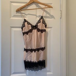 Light pink Victoria's Secret night dress - s/p